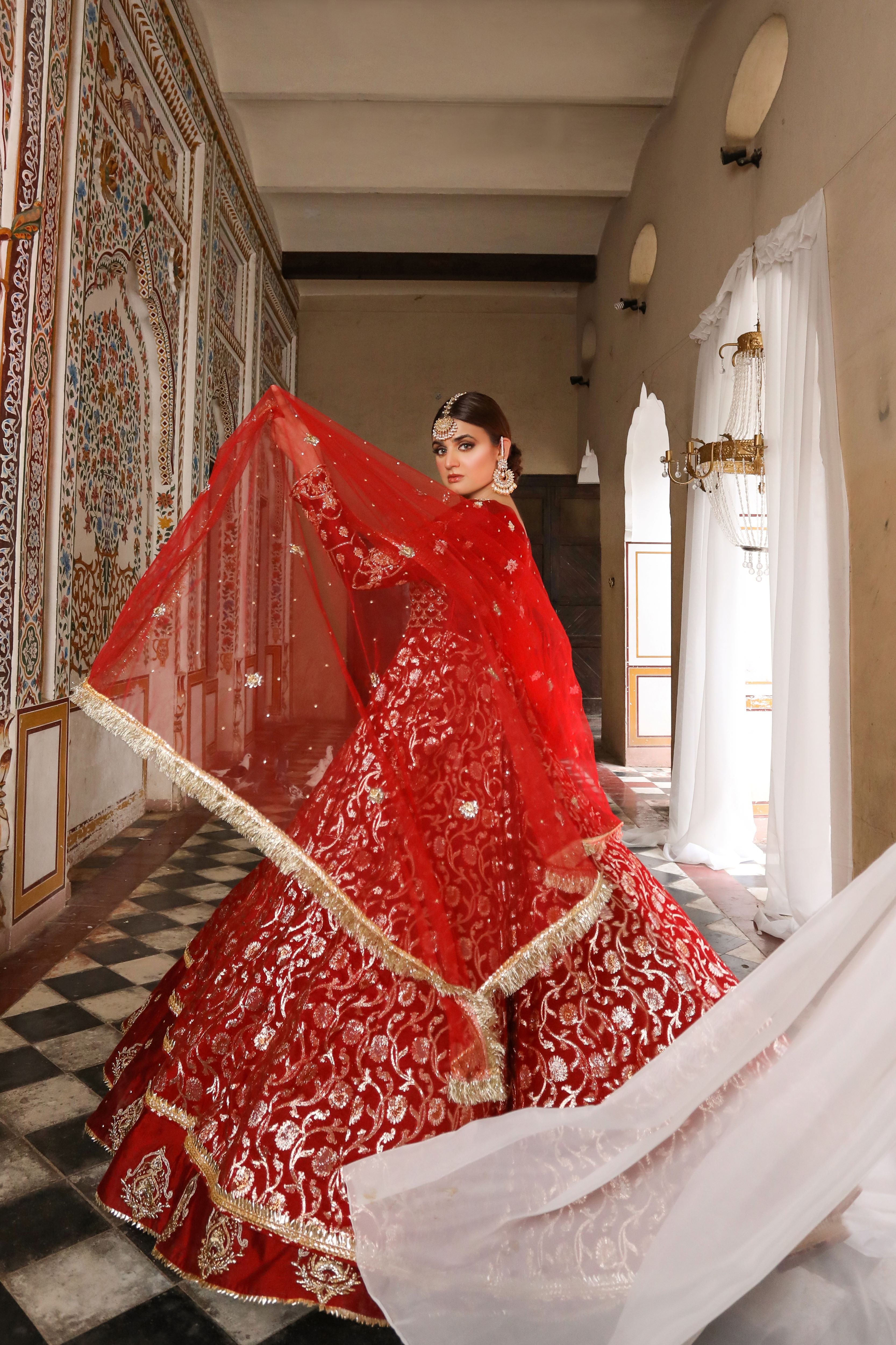Laal Ishq